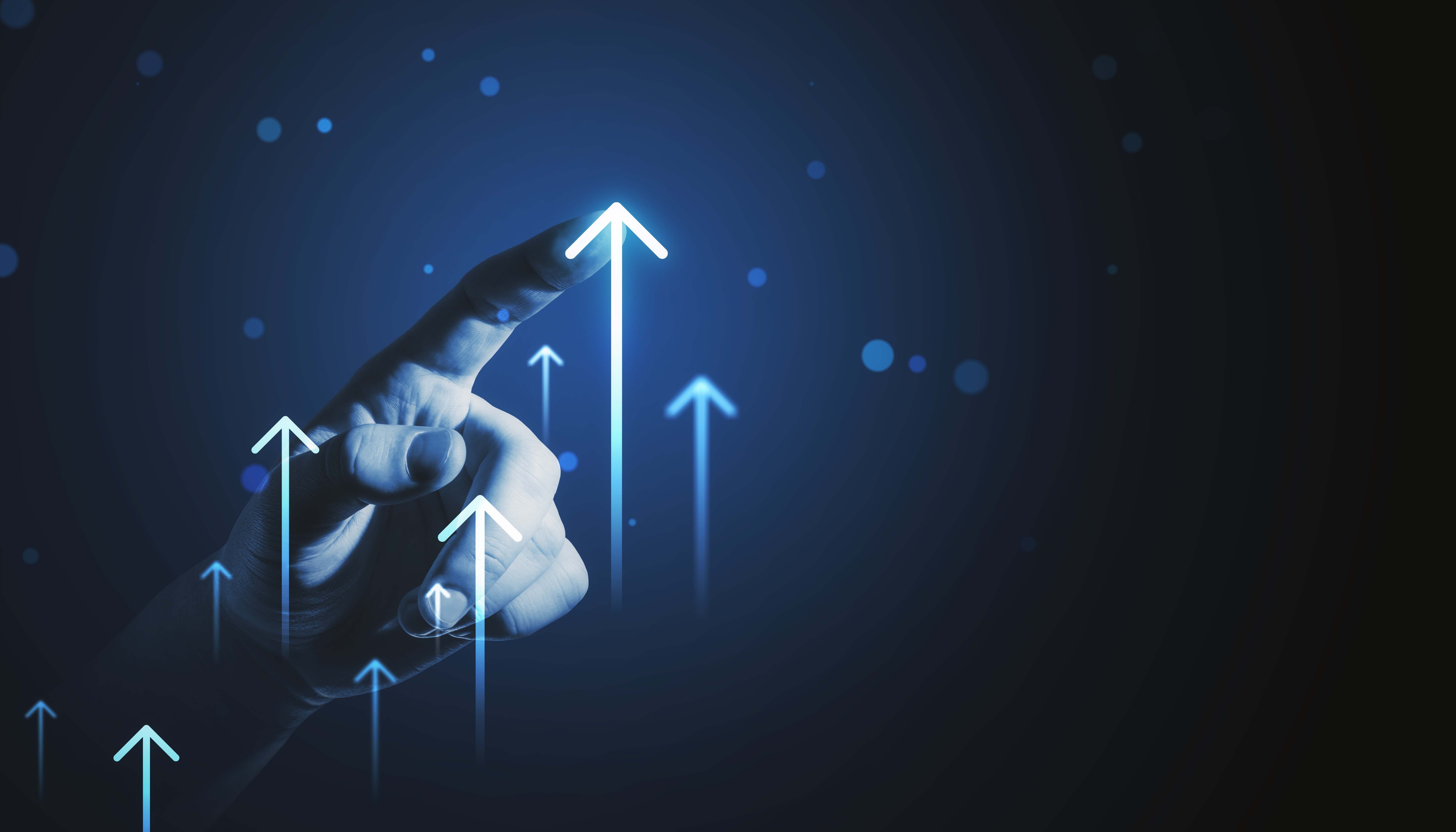 Znalezienie biomarkerów, które śledzą postęp choroby Huntingtona, szczególnie we wczesnych stadiach, zanim pojawią się wyraźne objawy, może być przełomem, którego potrzebujemy do projektowania leków leczących HD jak najwcześniej. 